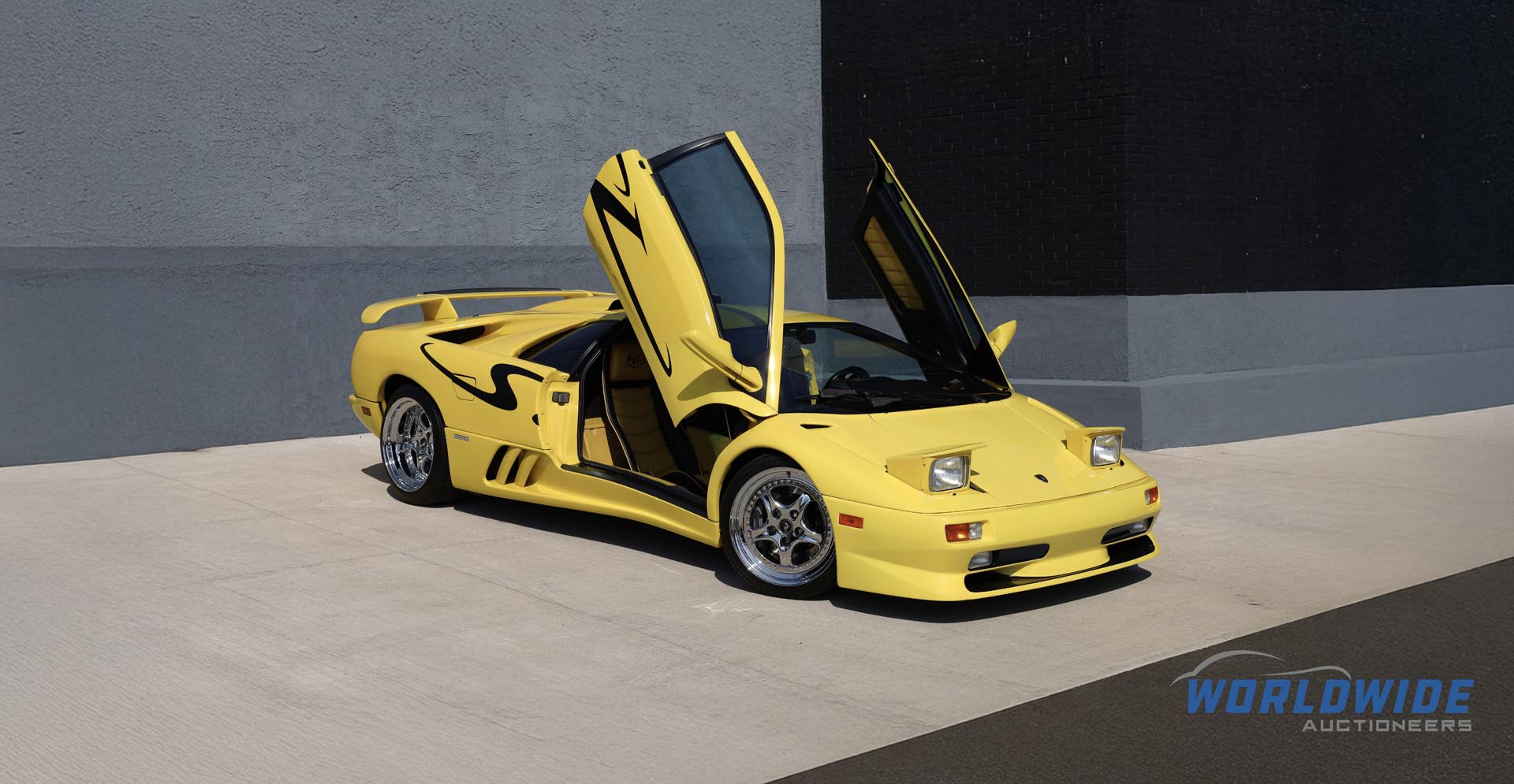 1998 Lamborghini Diablo SV Monterey Edition #1 The Pinnacle Of Pop