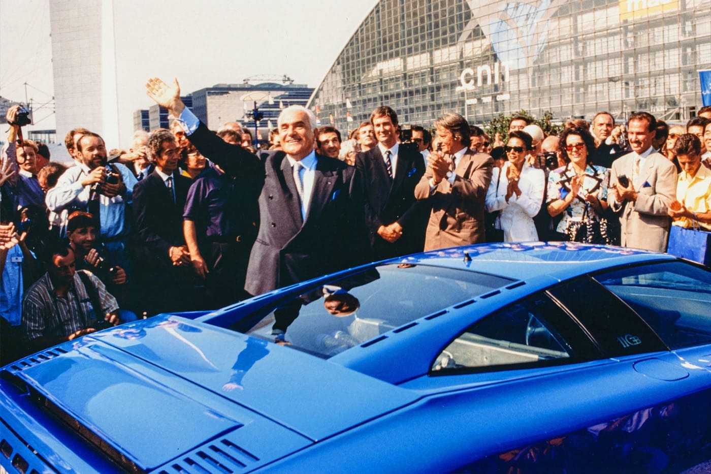 01 BUGATTI Romano Artioli
