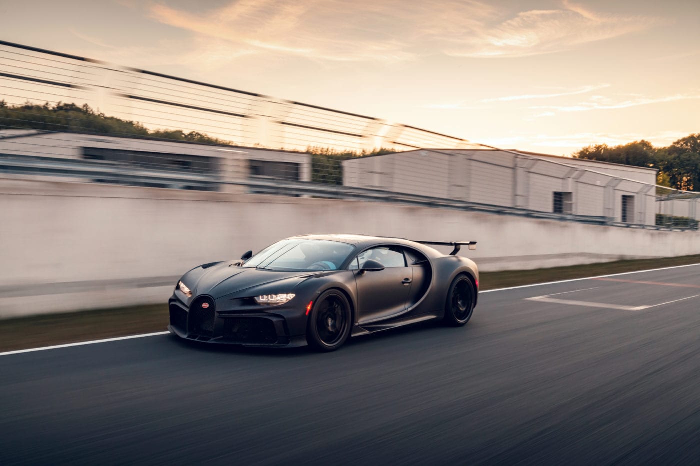 01_chiron-pur-sport_bilster-berg_dynamic