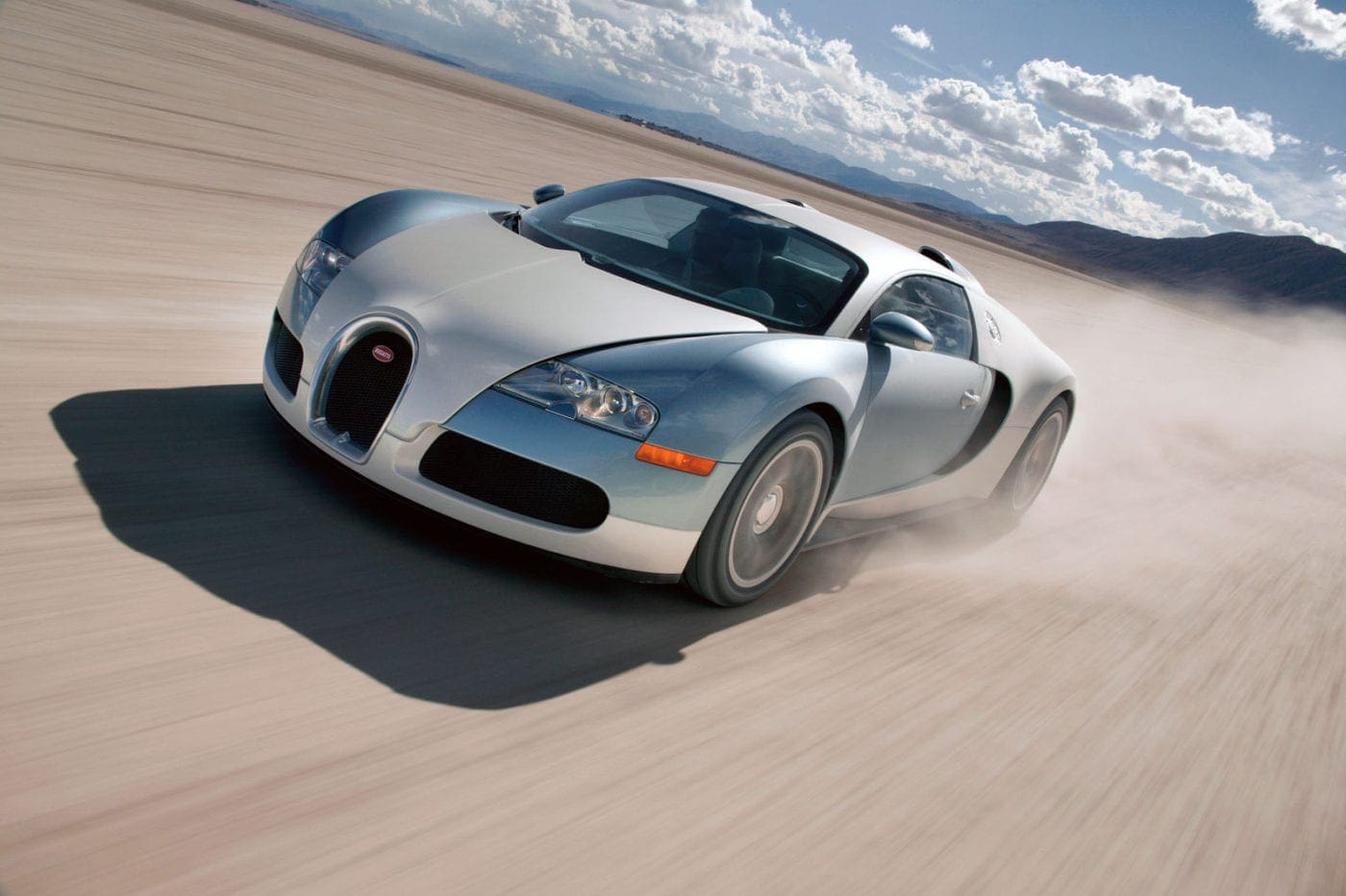 03_bugatti_veyron_2005