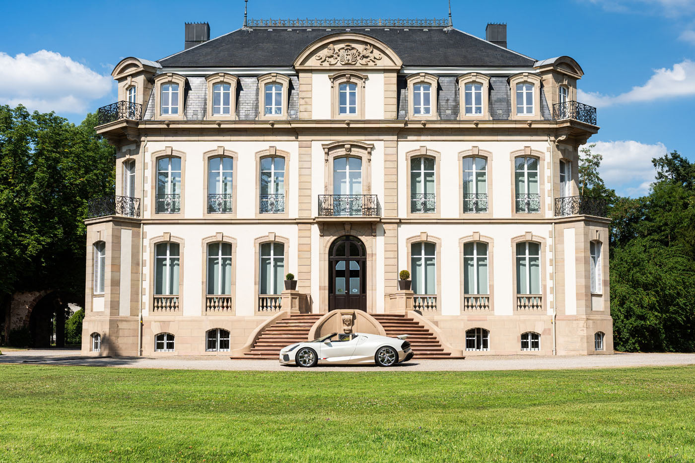 Bugatti Ends Production Of The W16 Mistral