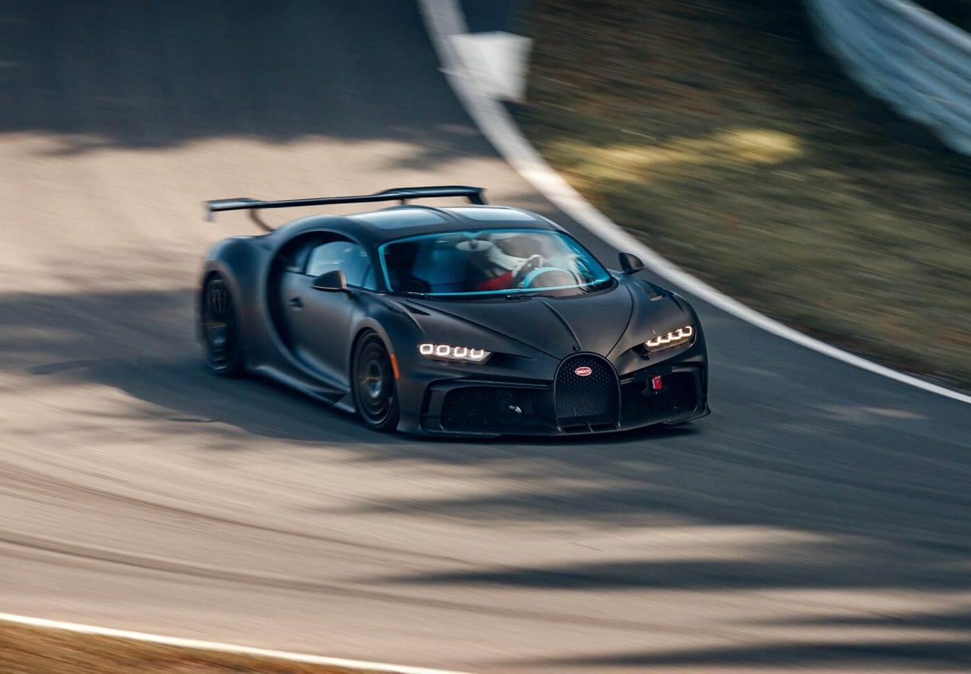 09_Chiron Pur Sport_Bilster Berg_Dynamic