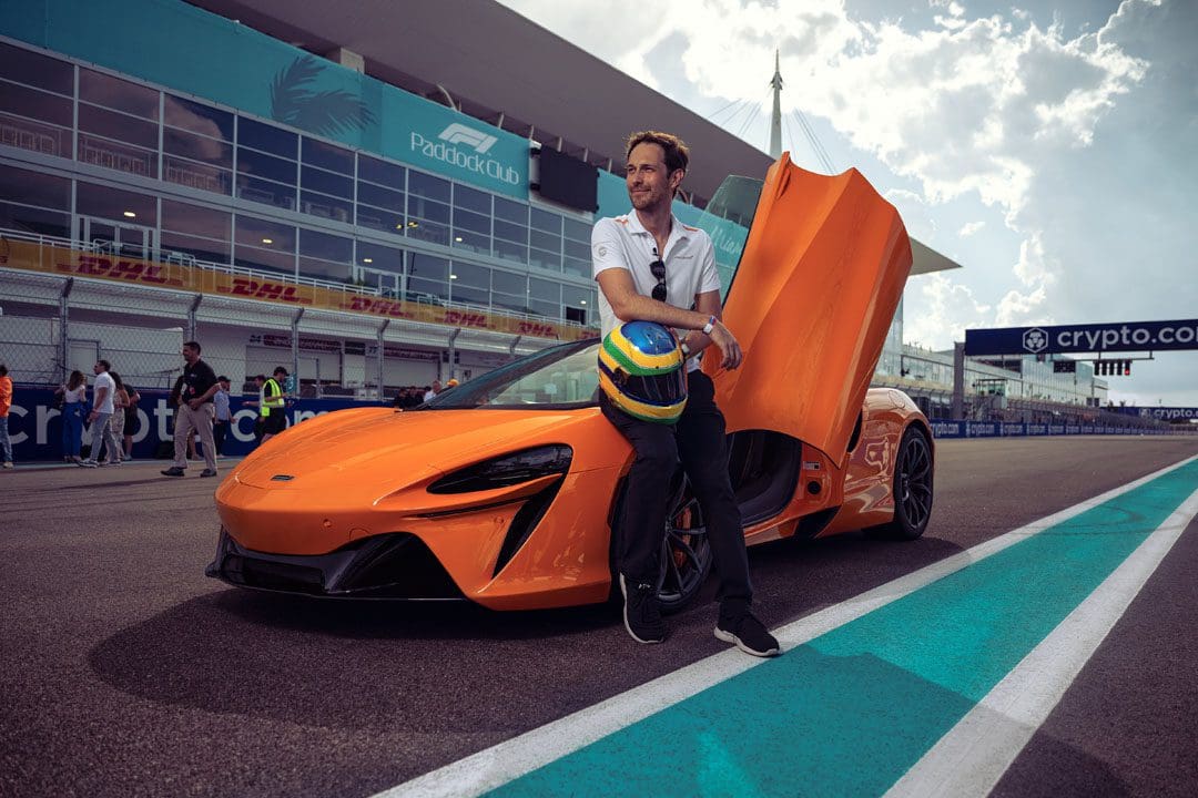 13985 McLarenArturadebutsonMiamiGPcircuitwithBrunoSenna