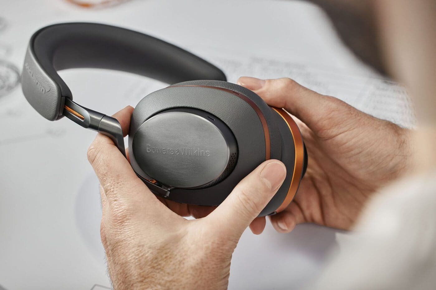 The Top 10 Best Luxury Headphones For Premium Sound Quality – duPont ...