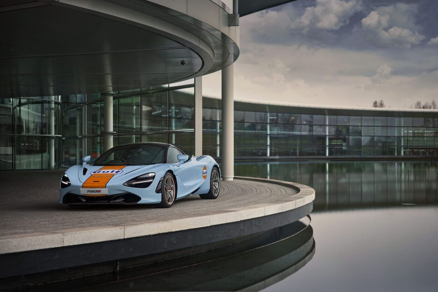 14530 GulfMcLaren720S