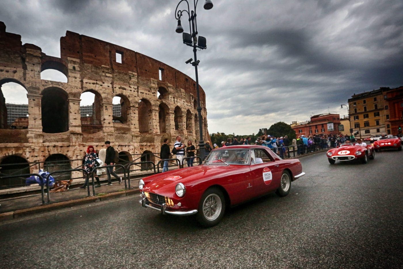 190370-car-cavalcade-roma