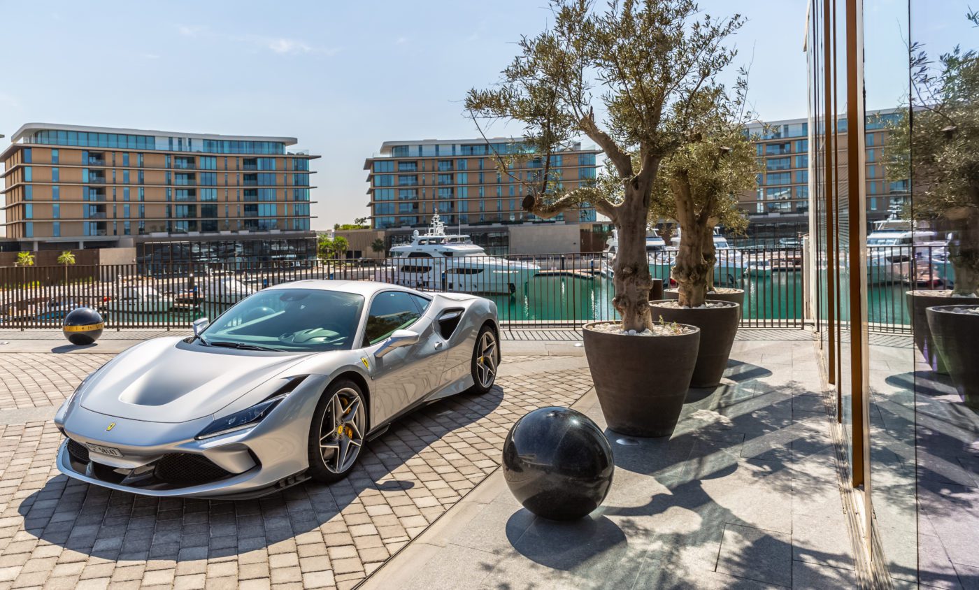 190464 car f8 hatta 2