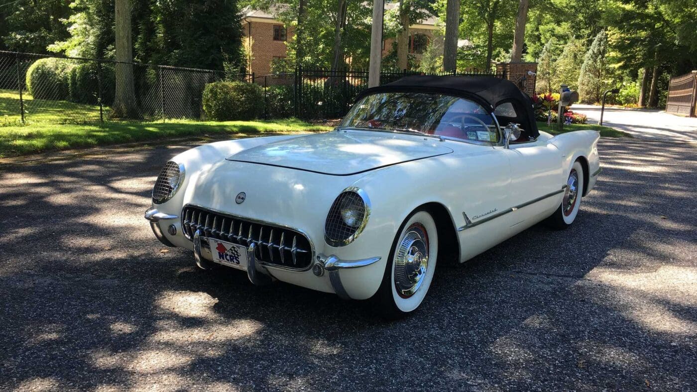 1953 chevrolet corvette.jpg