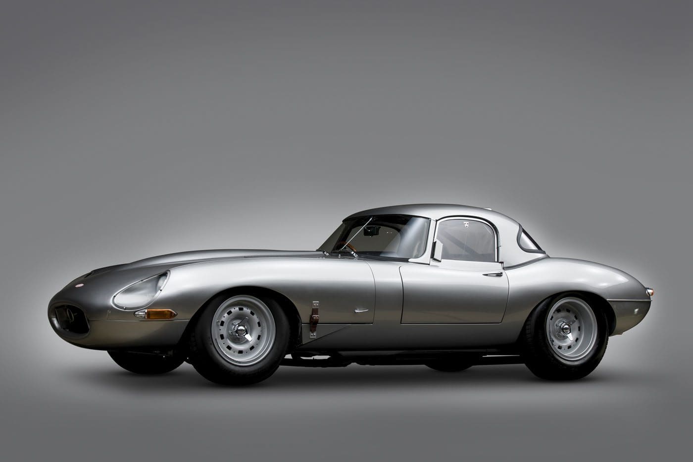1963 Jaguar E Type Lightweight Continuation 0