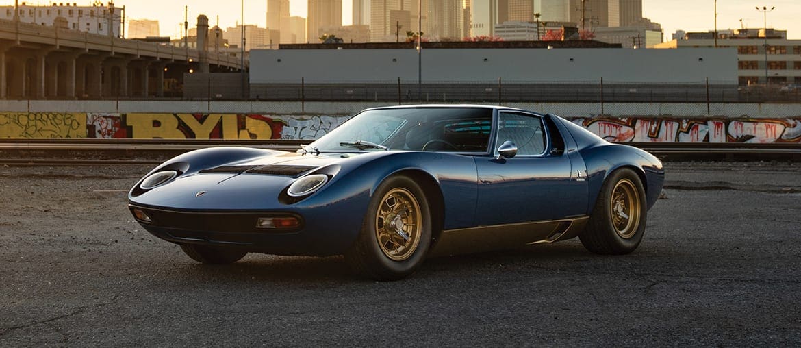 1971-Lamborghini-Miura-P400-SV-by-Bertone_hero