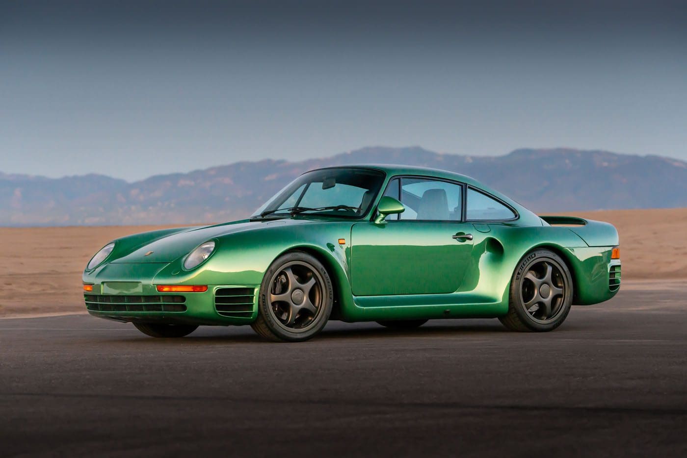 ポシャギ RM Sotheby's Miami: 1988 Porsche 959SC Reimagined by Canepa