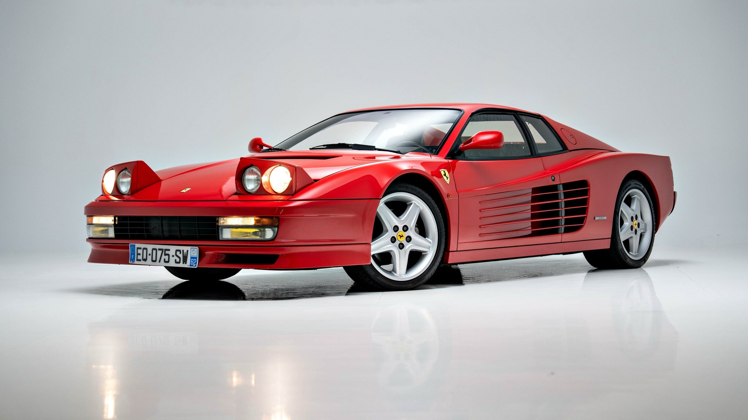 Euro-Spec 1991 Ferrari Testarossa Enters Final Hours on duPont REGISTRY Live