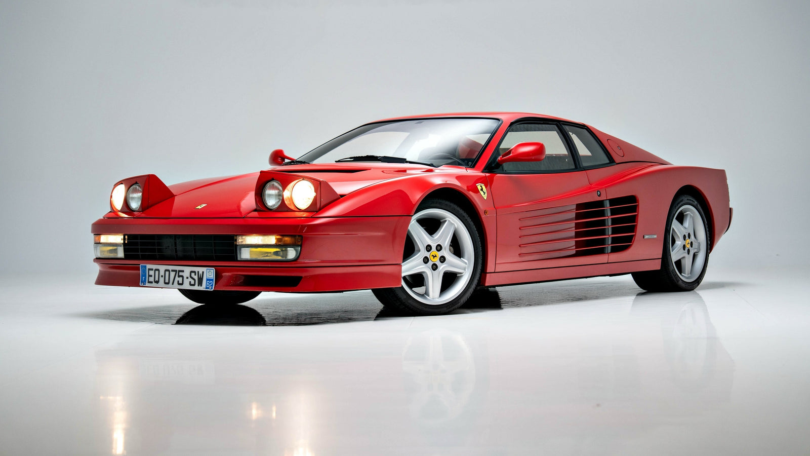 Euro-Spec 1991 Ferrari Testarossa Enters Final Hours on duPont REGISTRY Live