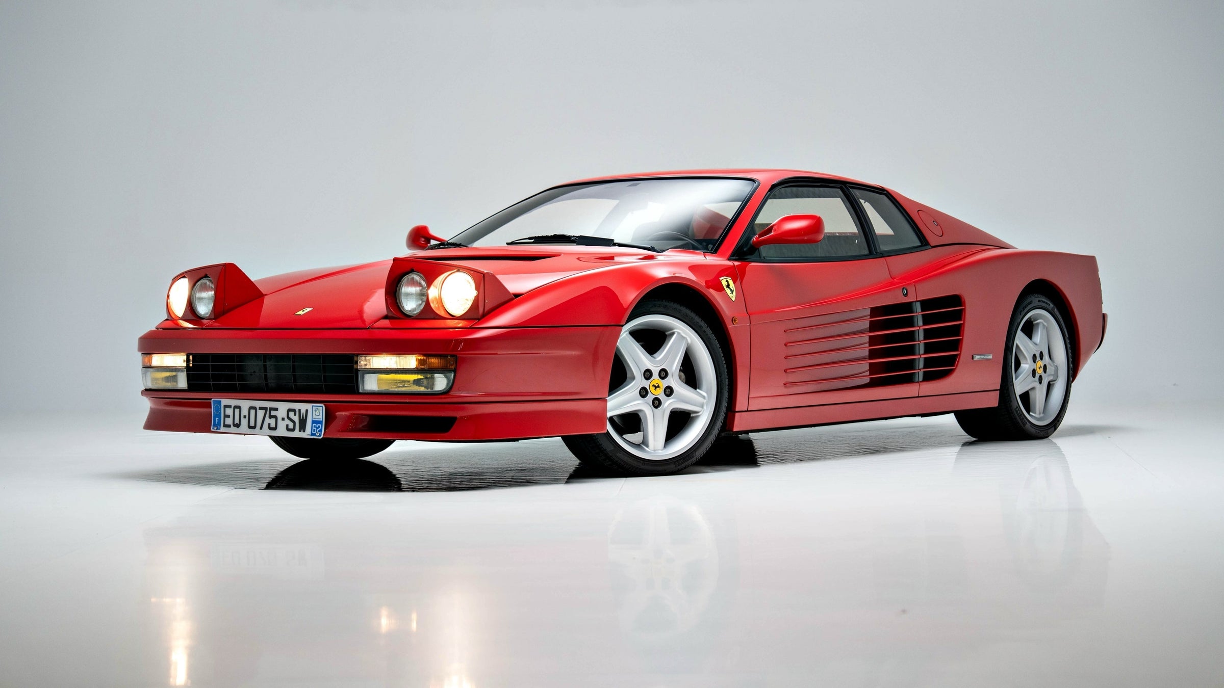 Euro-Spec 1991 Ferrari Testarossa Enters Final Hours on duPont REGISTRY Live
