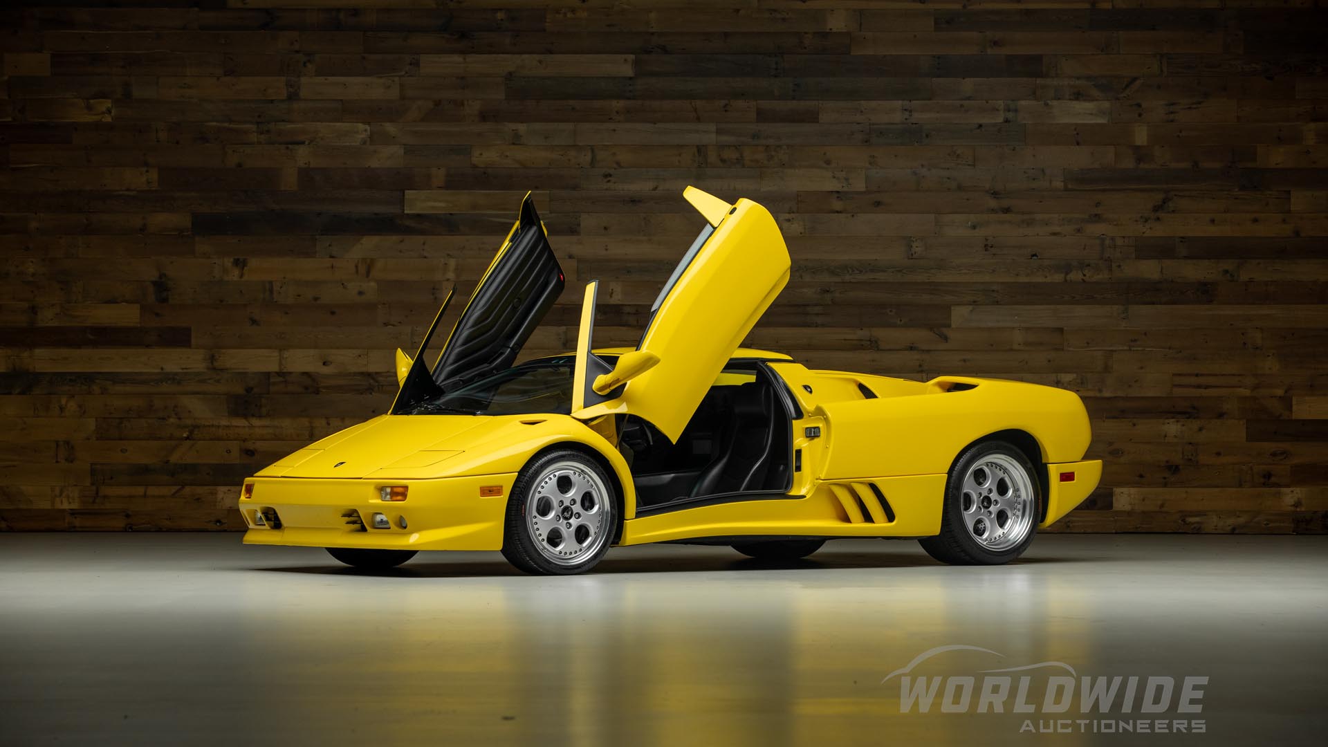 1998 Lamborghini Diablo ‘Wolf of Wall Street’ VT Roadster 5