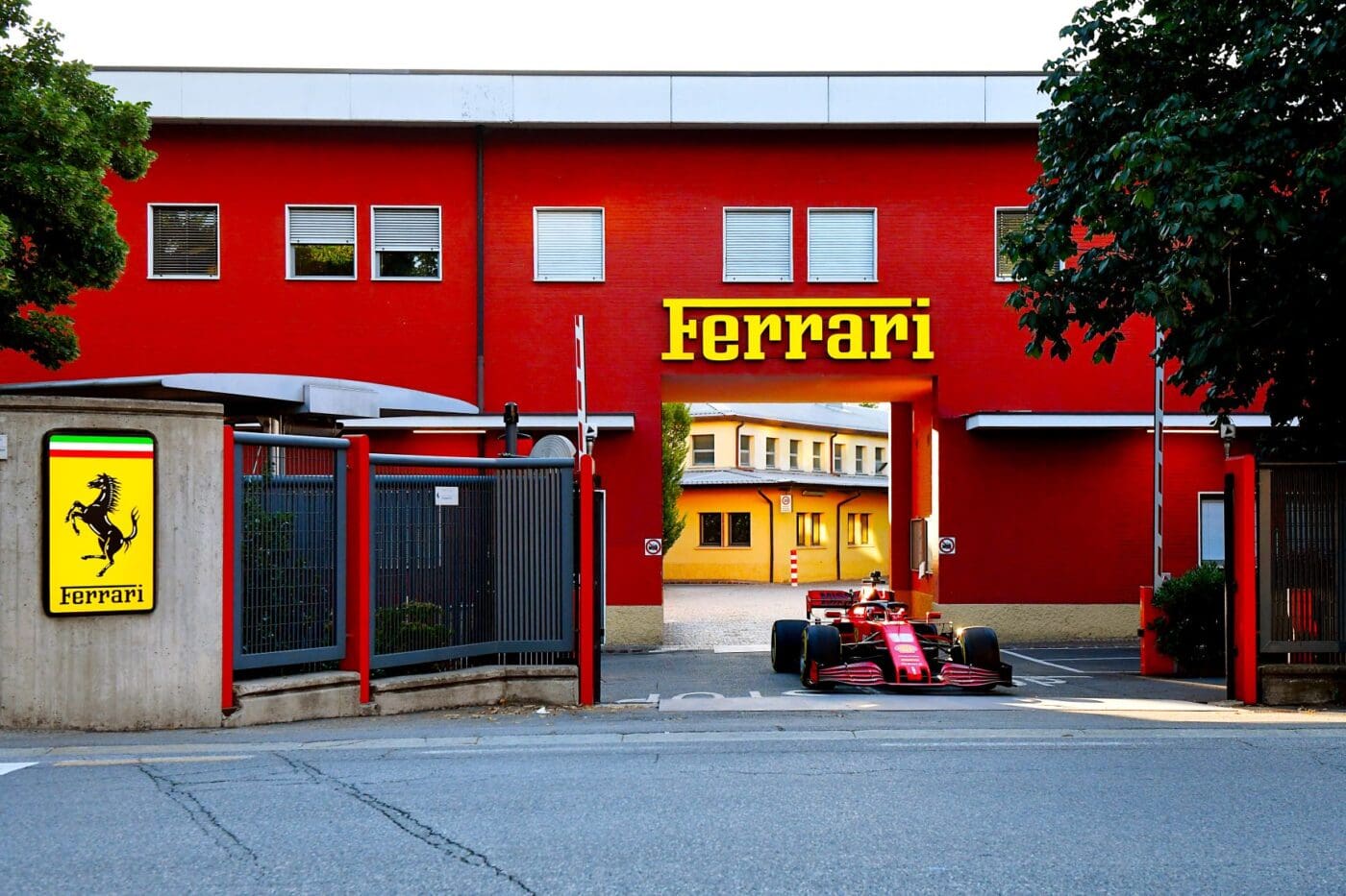 200028 f1 ferrari sf1000 torno pista