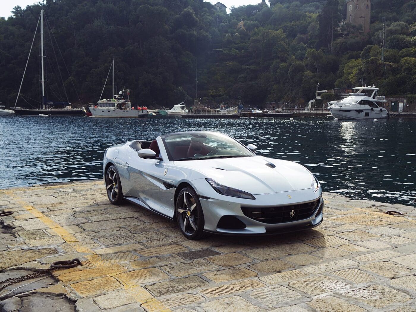 200099-car-PortofinoM_lores_selection_2