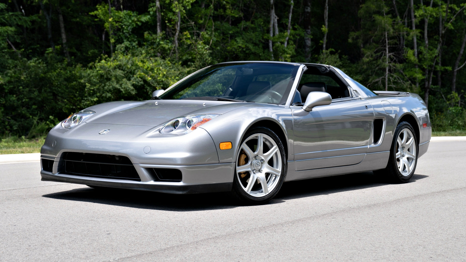 Legendary Acura NSX Listed on duPont REGISTRY Live for the First Time
