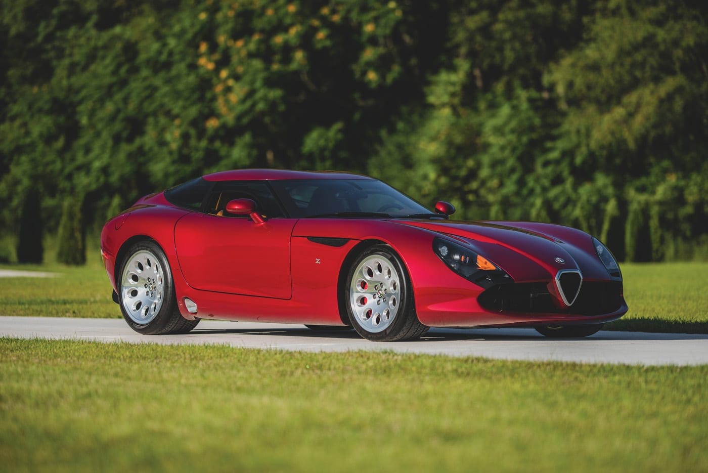2010-Alfa-Romeo-TZ3-Stradale-Zagato_0