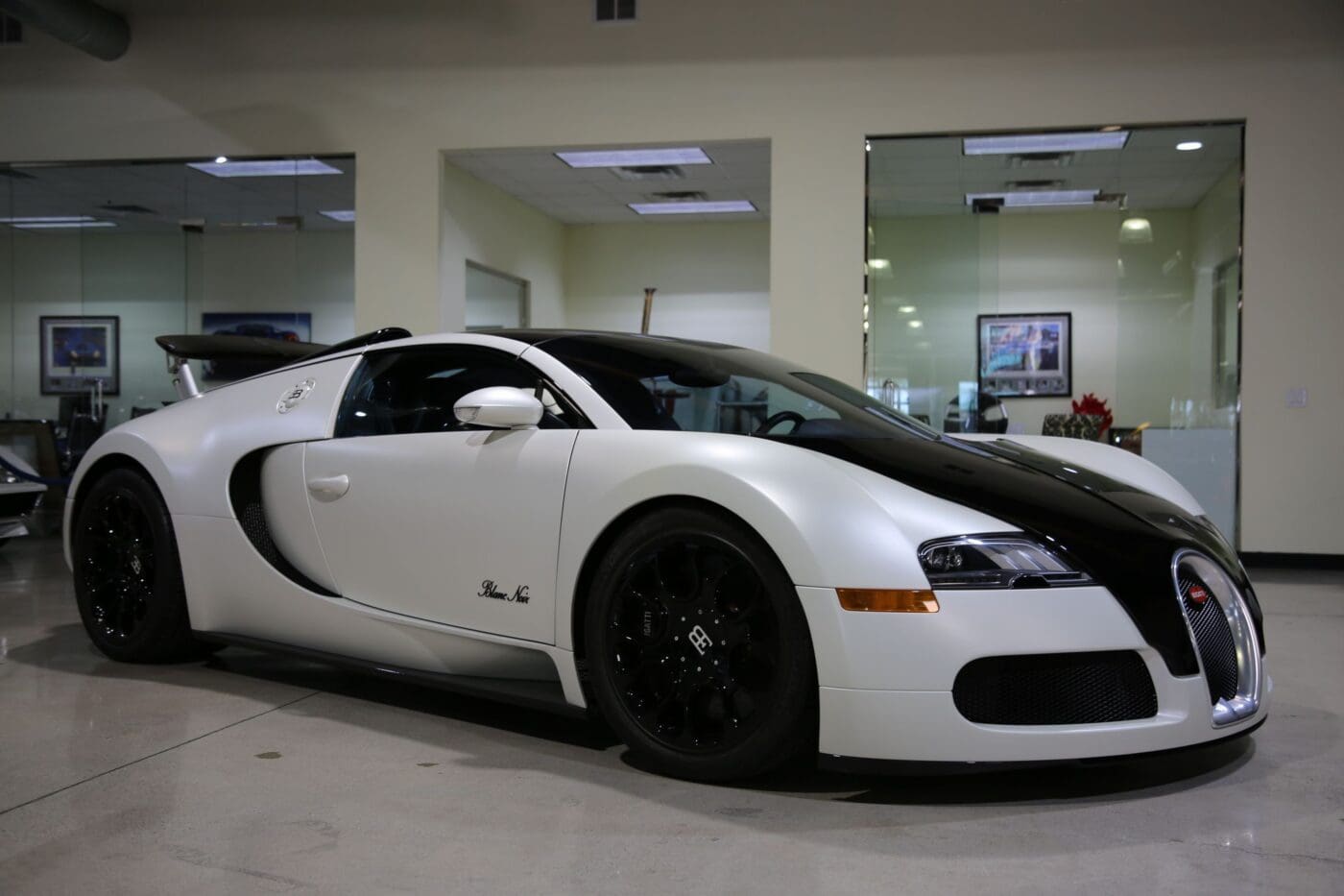 2010 bugatti veyron grand sport