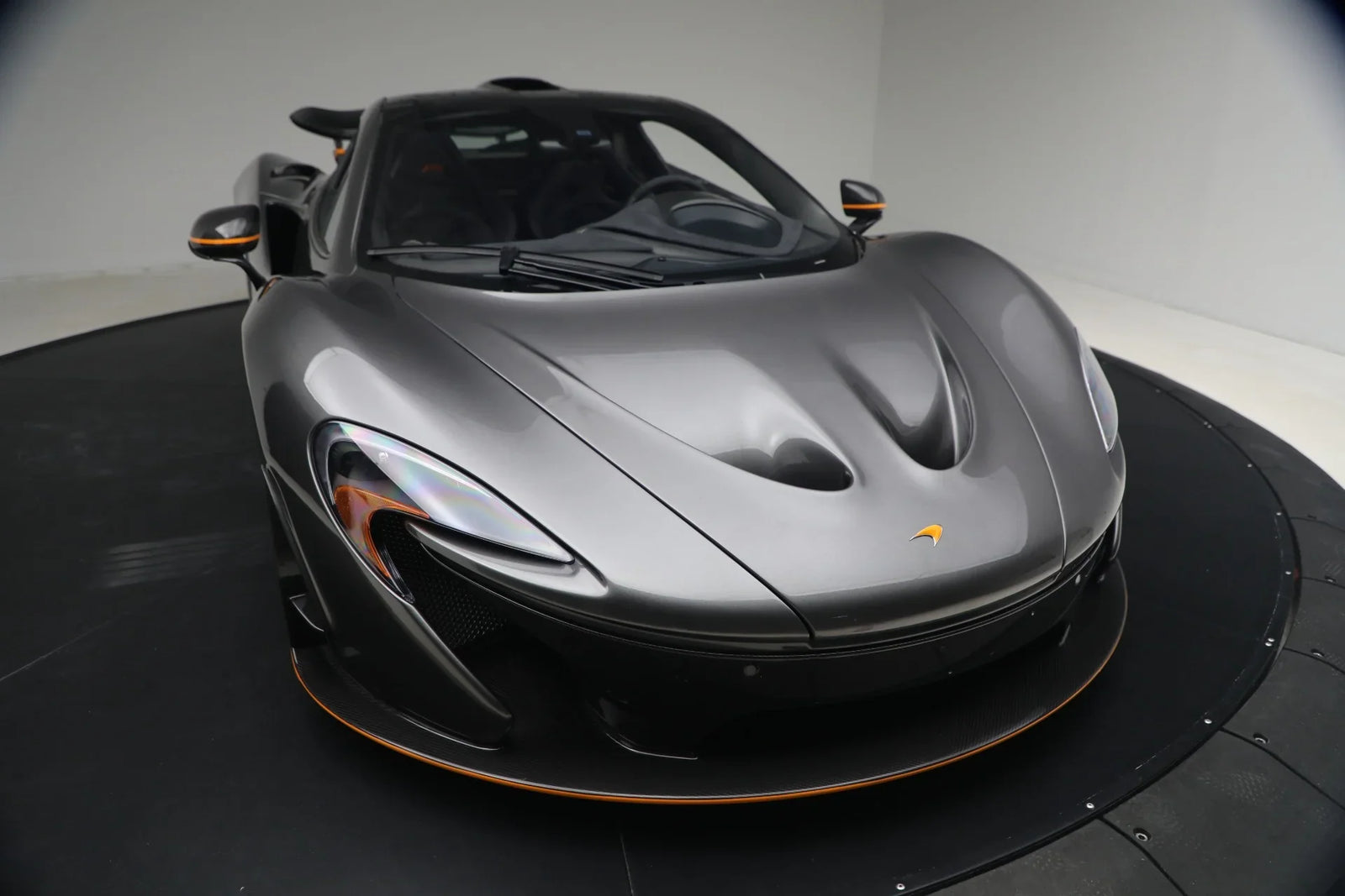 What Makes The McLaren P1 An Iconic Hypercar?