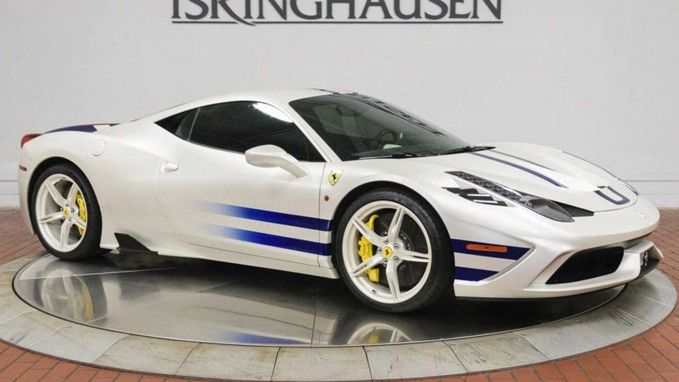 2015 ferrari 458 speciale.jpg