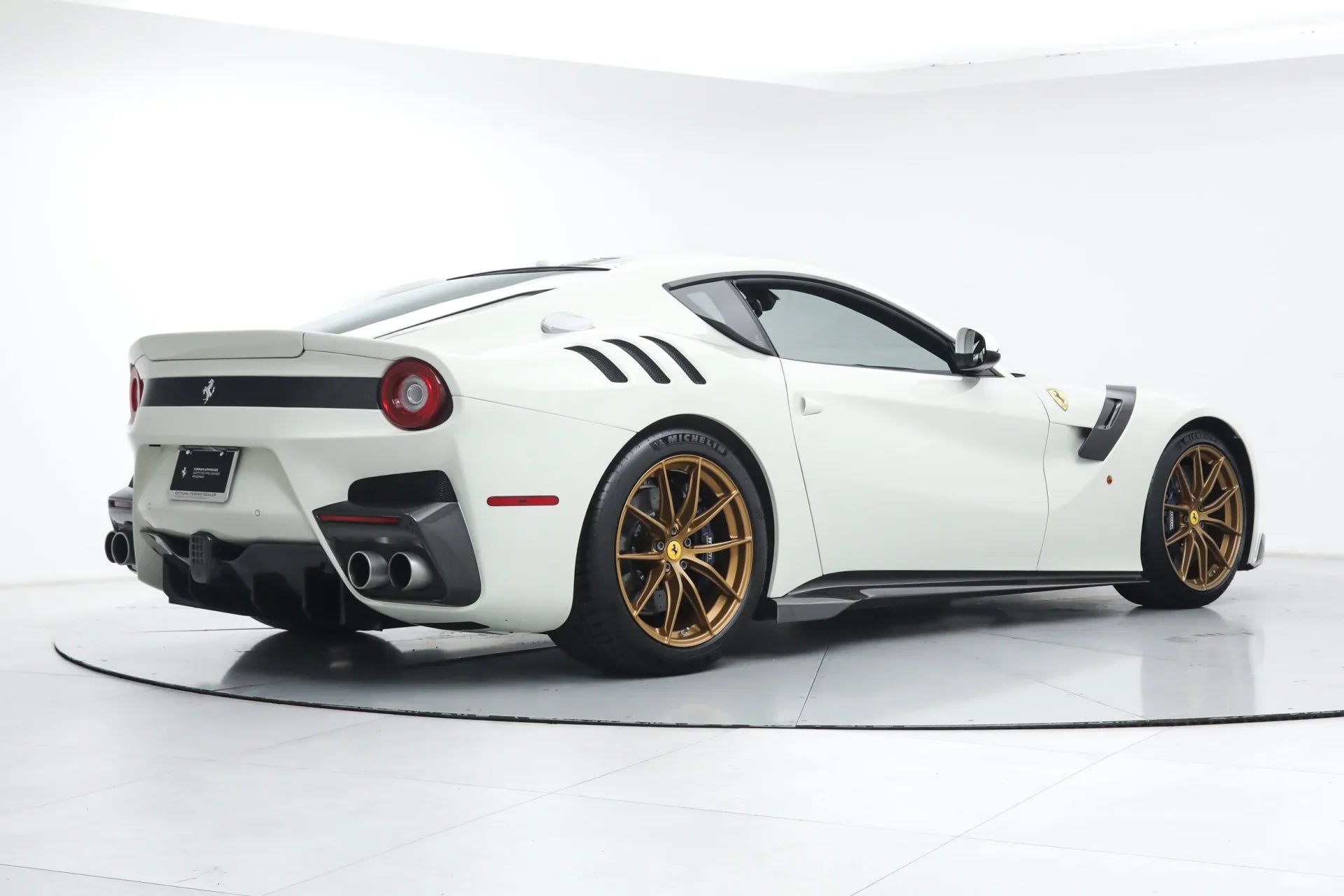 Ferrari F12tdf ホワイト　フルセット The Best Ferrari F12tdfs For Sale As Values Soar Into Multi