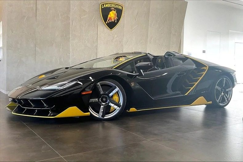 2017 lamborghini centenario 0 10