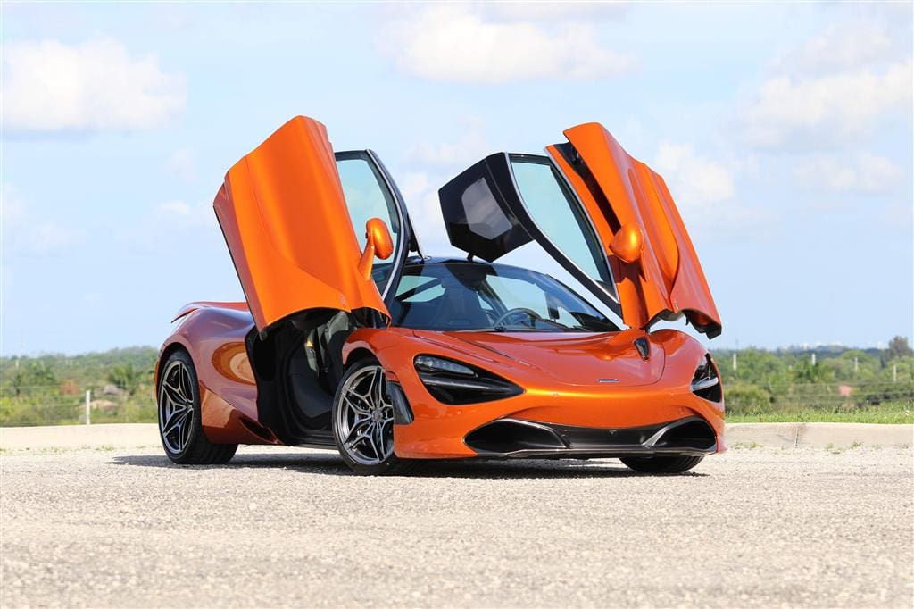 2018 McLaren 720S 023