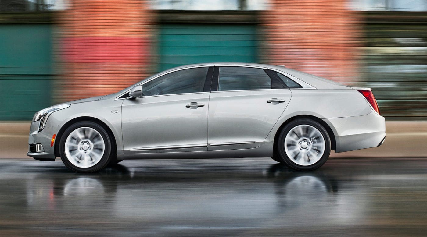 2018 XTS Feature