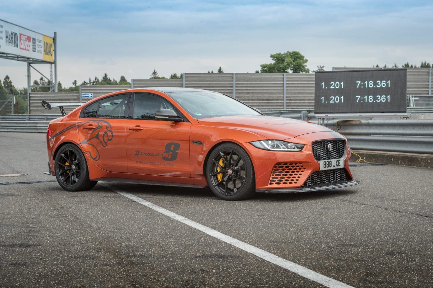 2019 Jaguar XE SV Project 8 (2)
