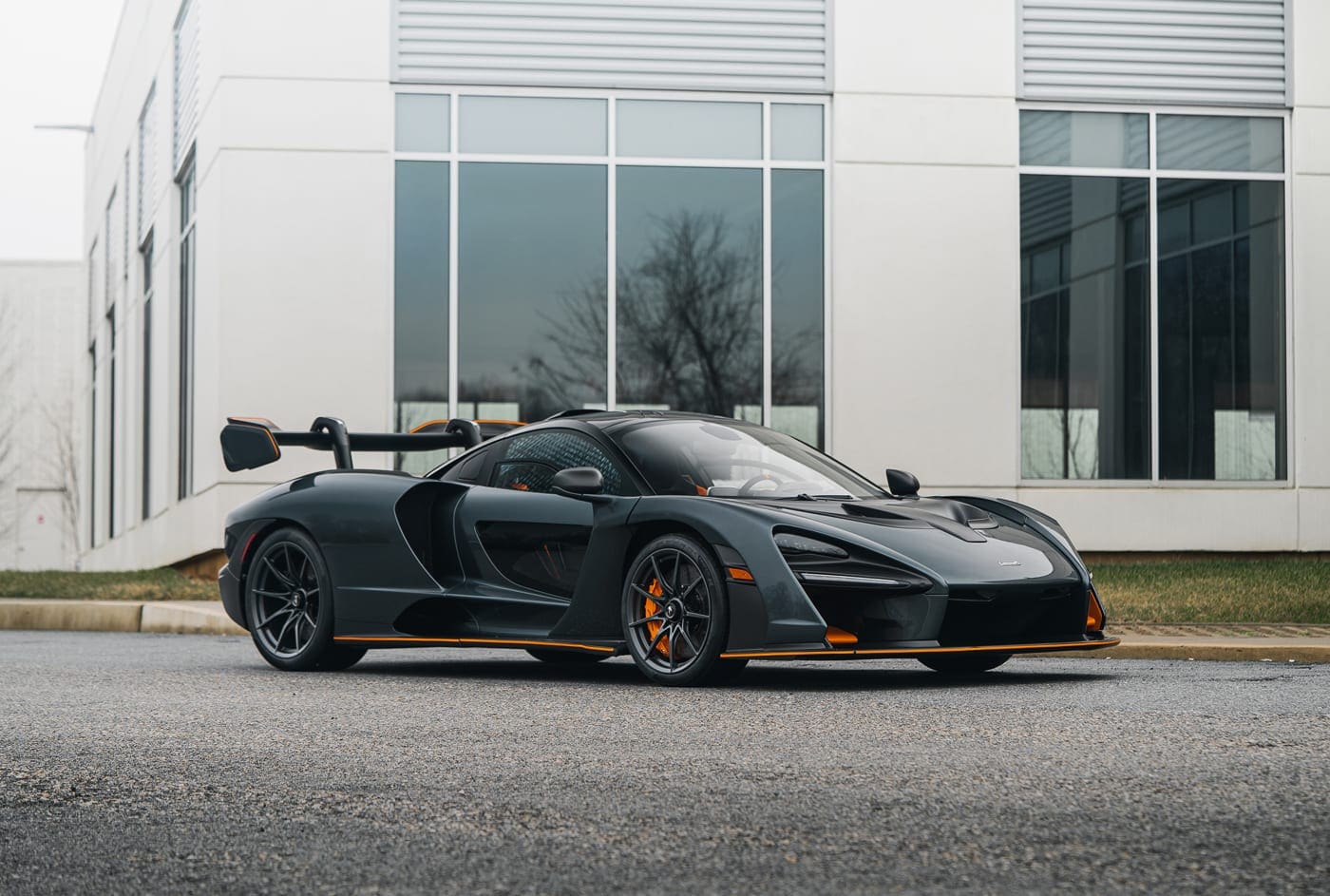 2019-McLaren-Senna-_0 (1)