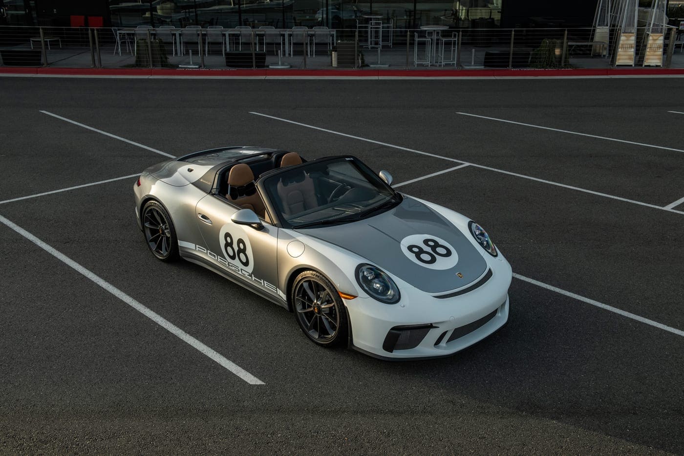 2019-Porsche-911-Speedster--Heritage-Design--_8