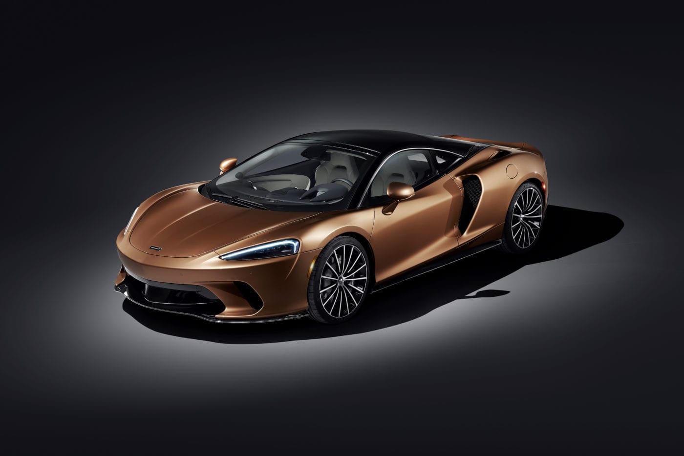 2020 McLaren GT Feature