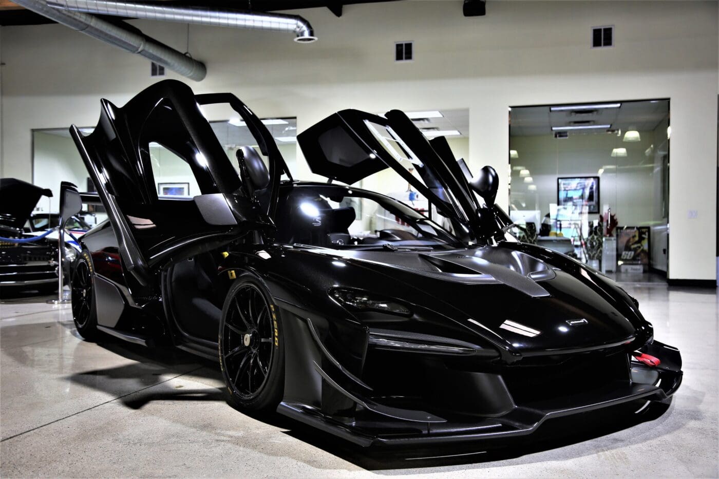 2020-mclaren-senna-gtr-scaled.