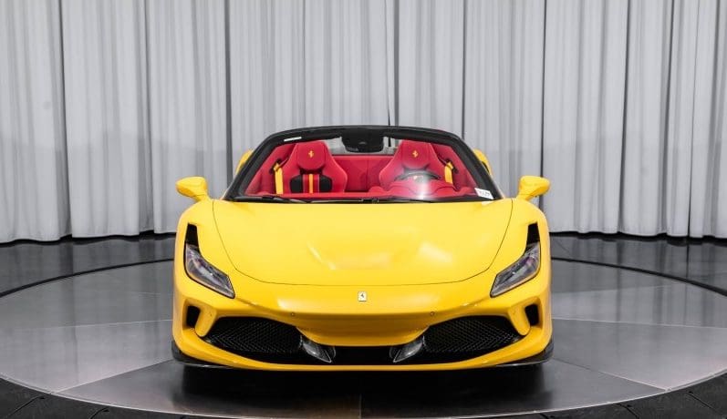 2021 Ferrari F8 Spider 549950 464279558