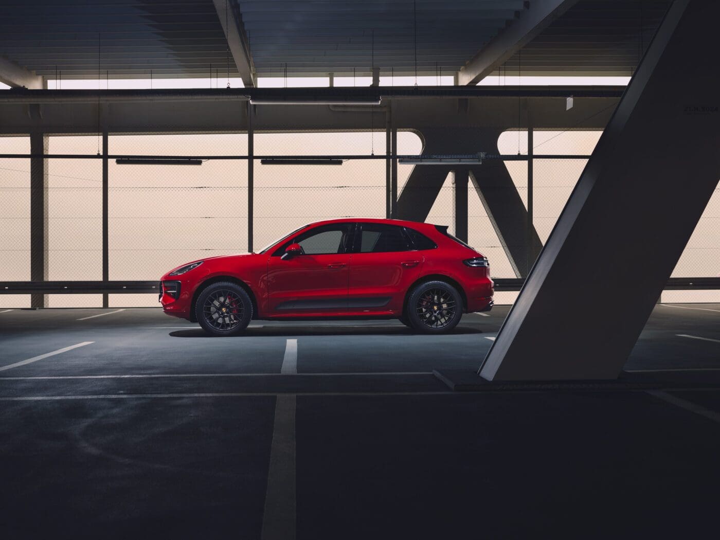 2021 Porsche Macan GTS (2)