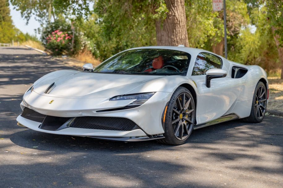 2022 Ferrari SF90 878000 744170445