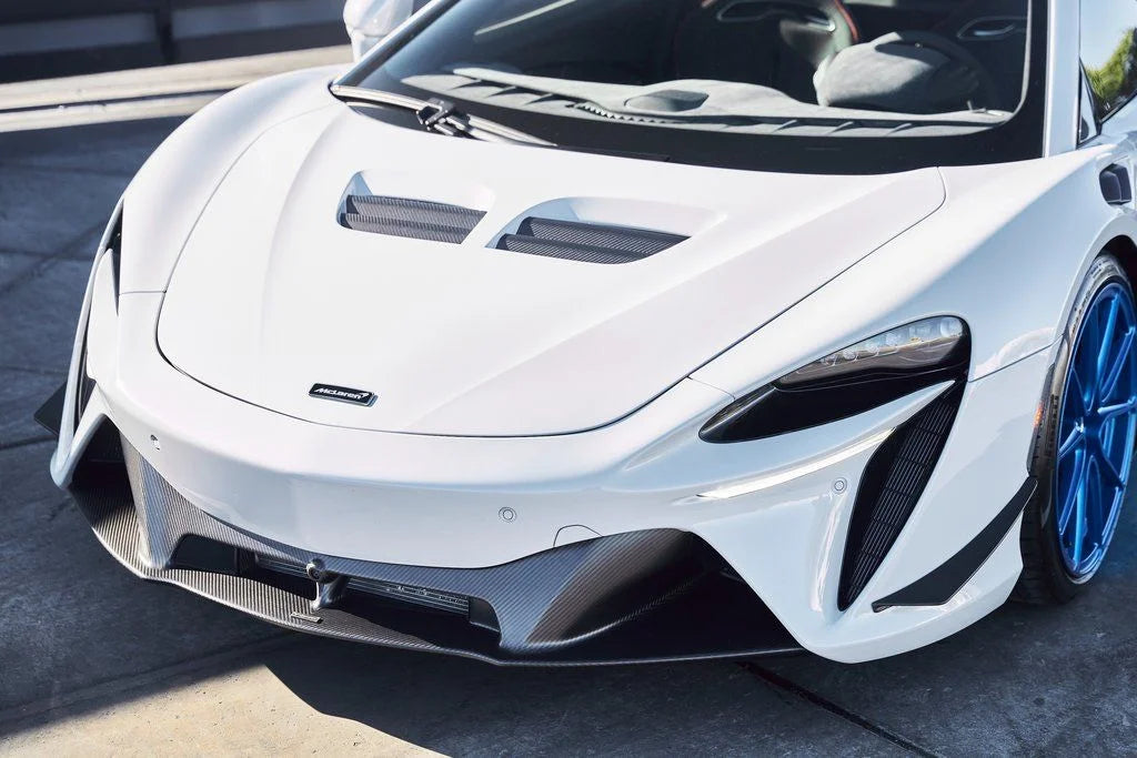 Five Reasons Why To Buy The Electrified McLaren Artura