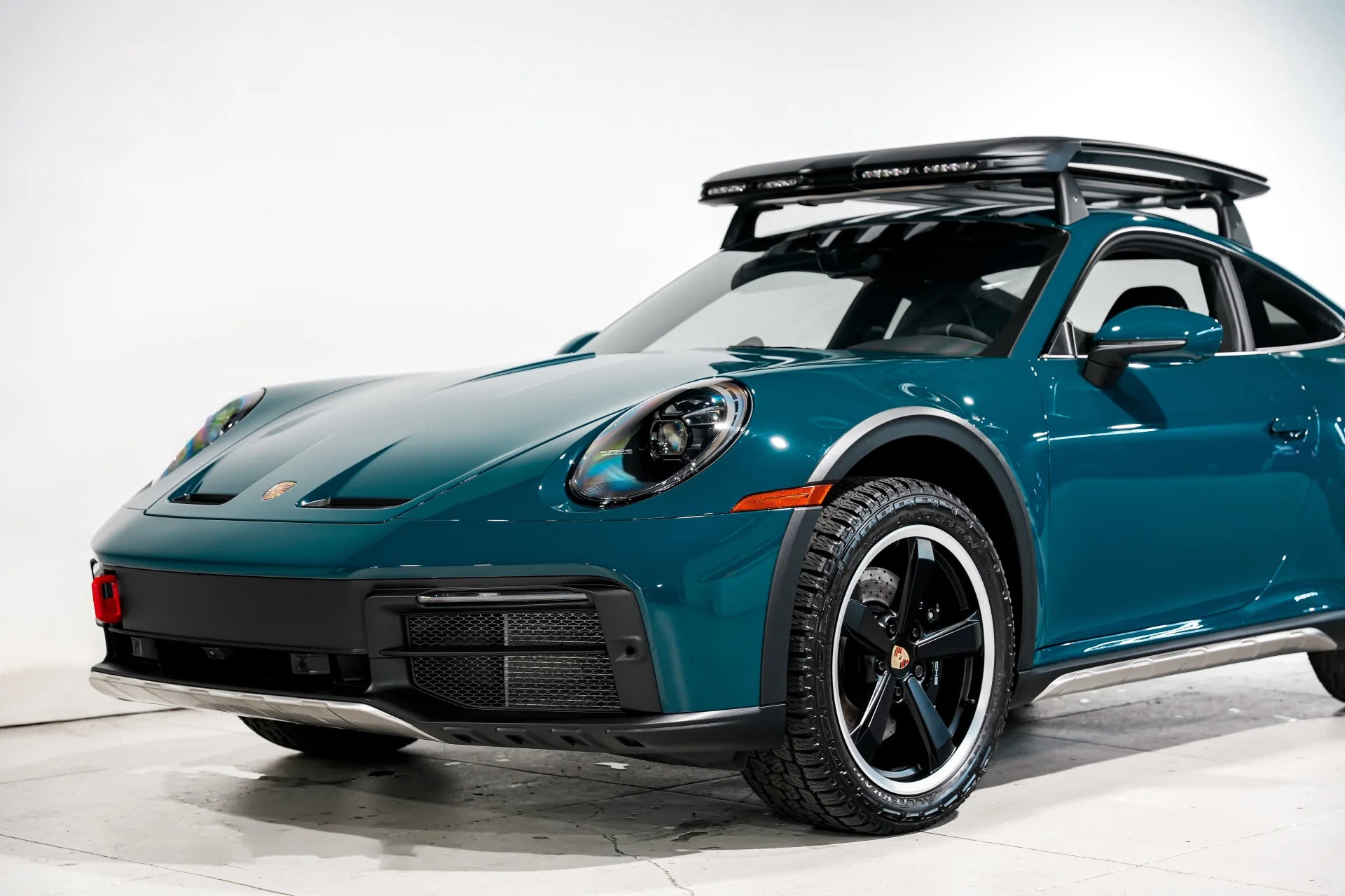 2024-porsche-911--dakar-0-1817517205