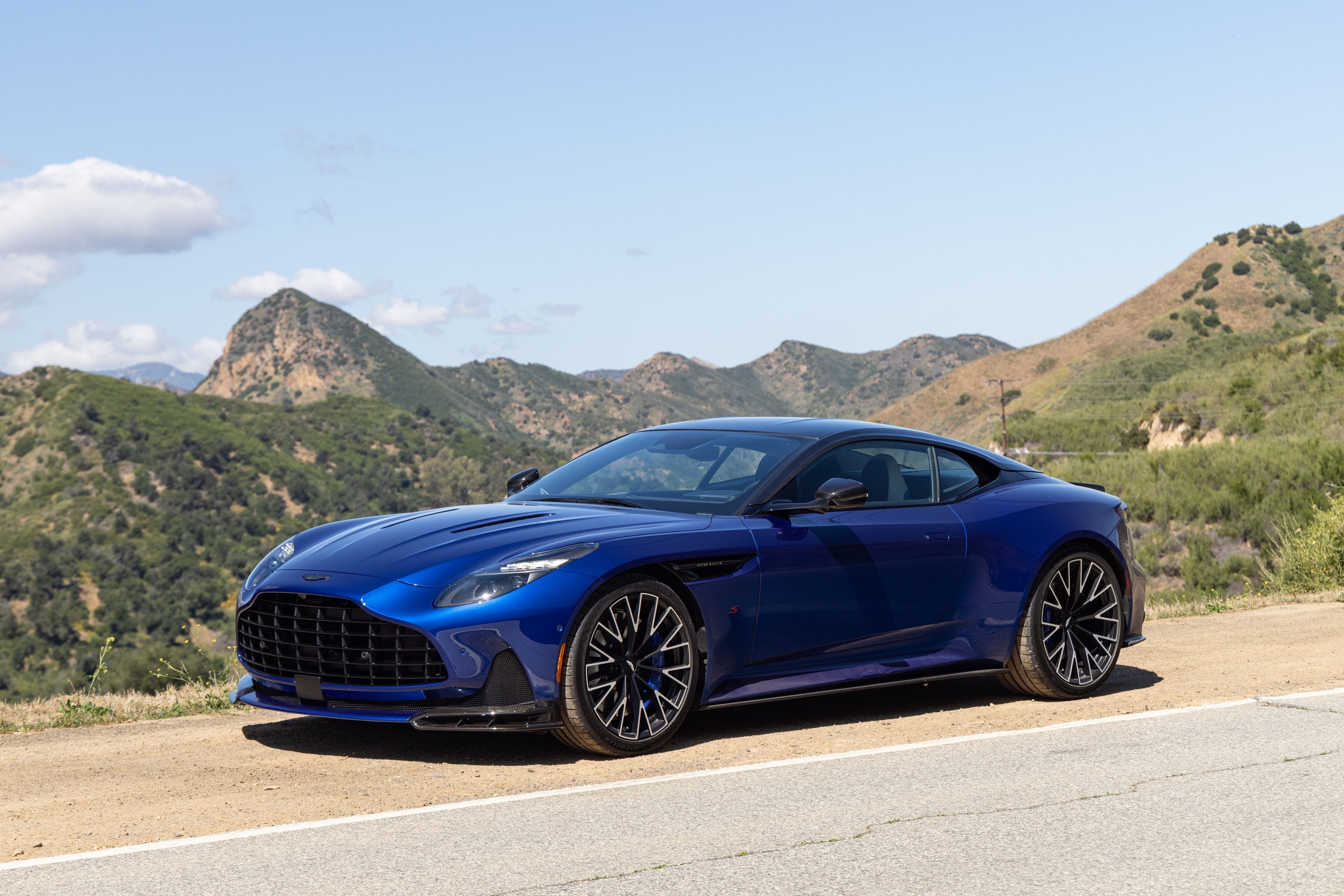 Review: 2026 Aston Martin DB12 S – duPont REGISTRY News