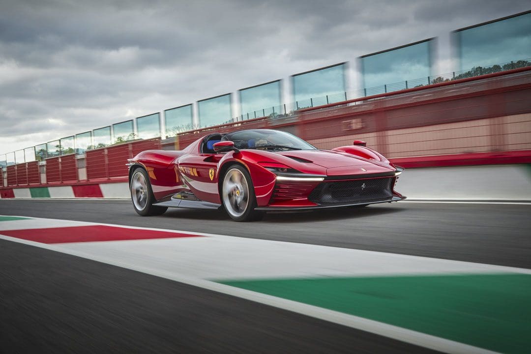 2200009 ferrari daytona sp3 reddot winner 2022