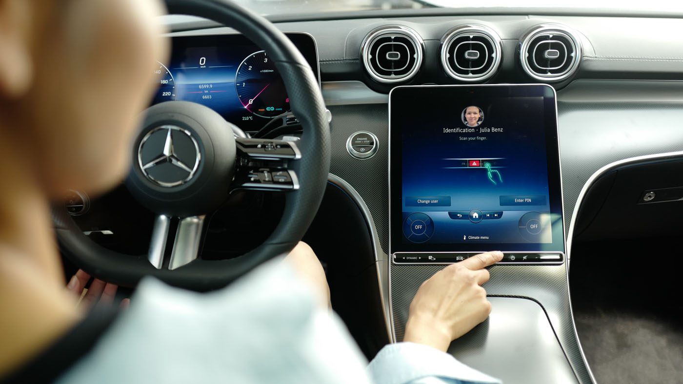 Weltpremiere von Mercedes pay+: Mercedes Benz Mobility macht das Auto zum Zahlungsmittel World premiere of Mercedes pay+: Mercedes Benz Mobility turns the car into a payment device