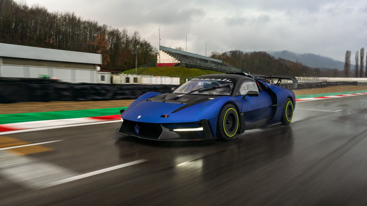 23659 MaseratiMCXtremaThebeastisunleashedonthetrackaheadoffirstdelivery