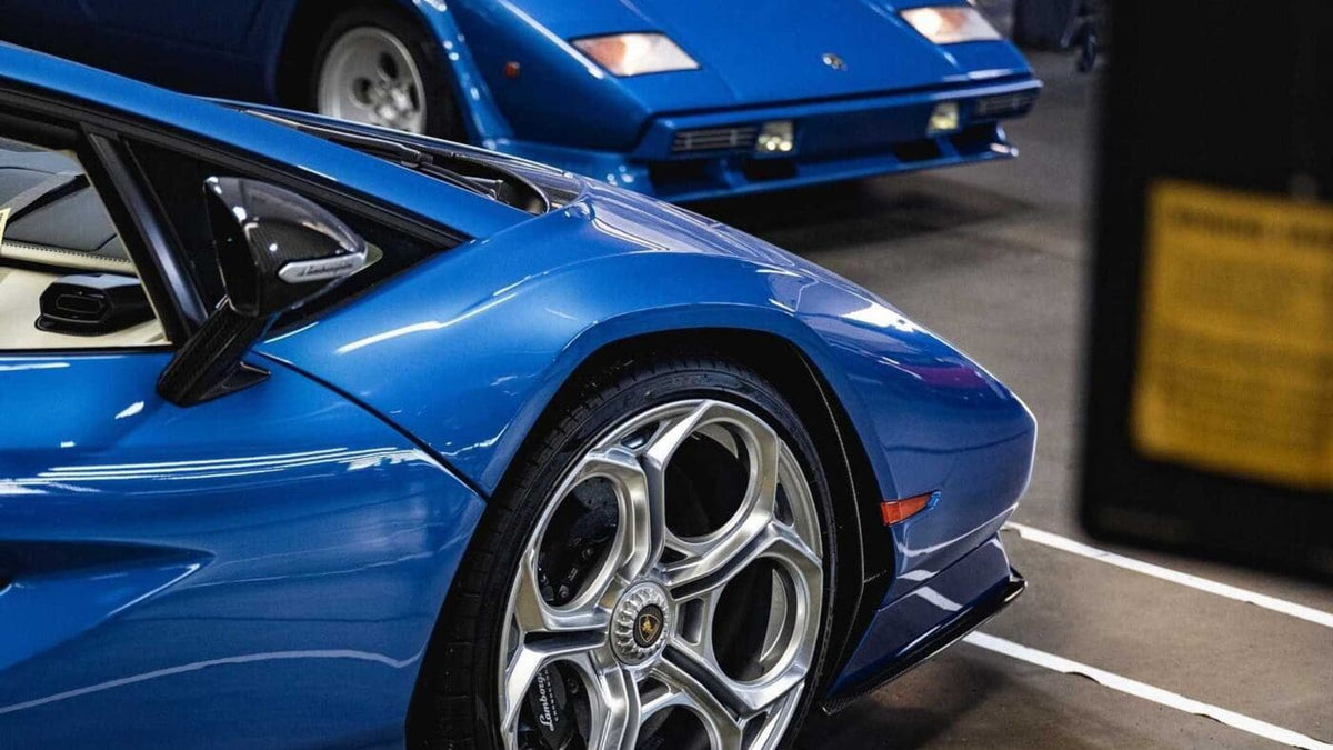 1983 Lamborghini Countach Meets A Matching 2023 LPI 800-4 Spec – duPont ...