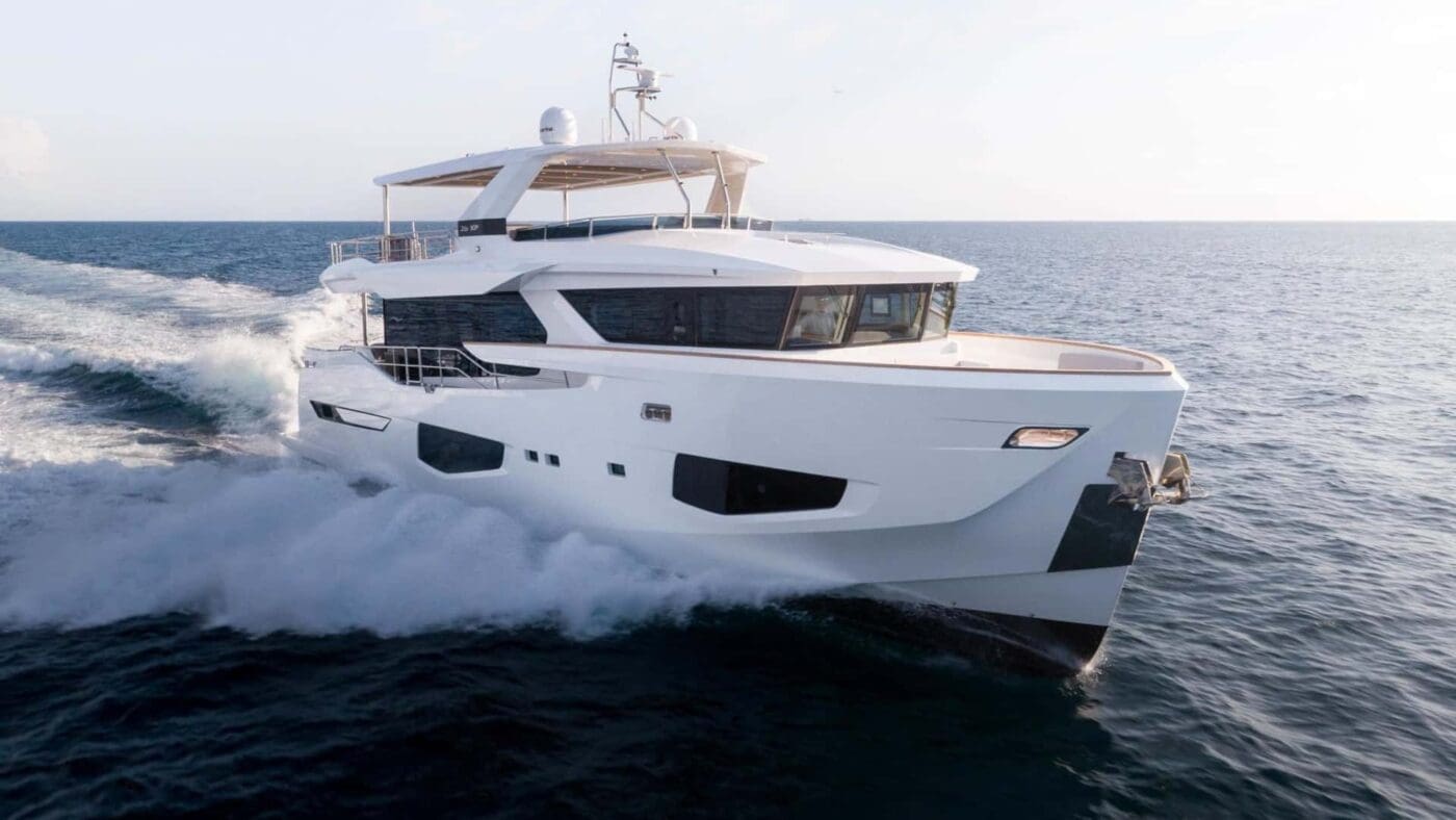 85 foot numarine 26xp.jpg