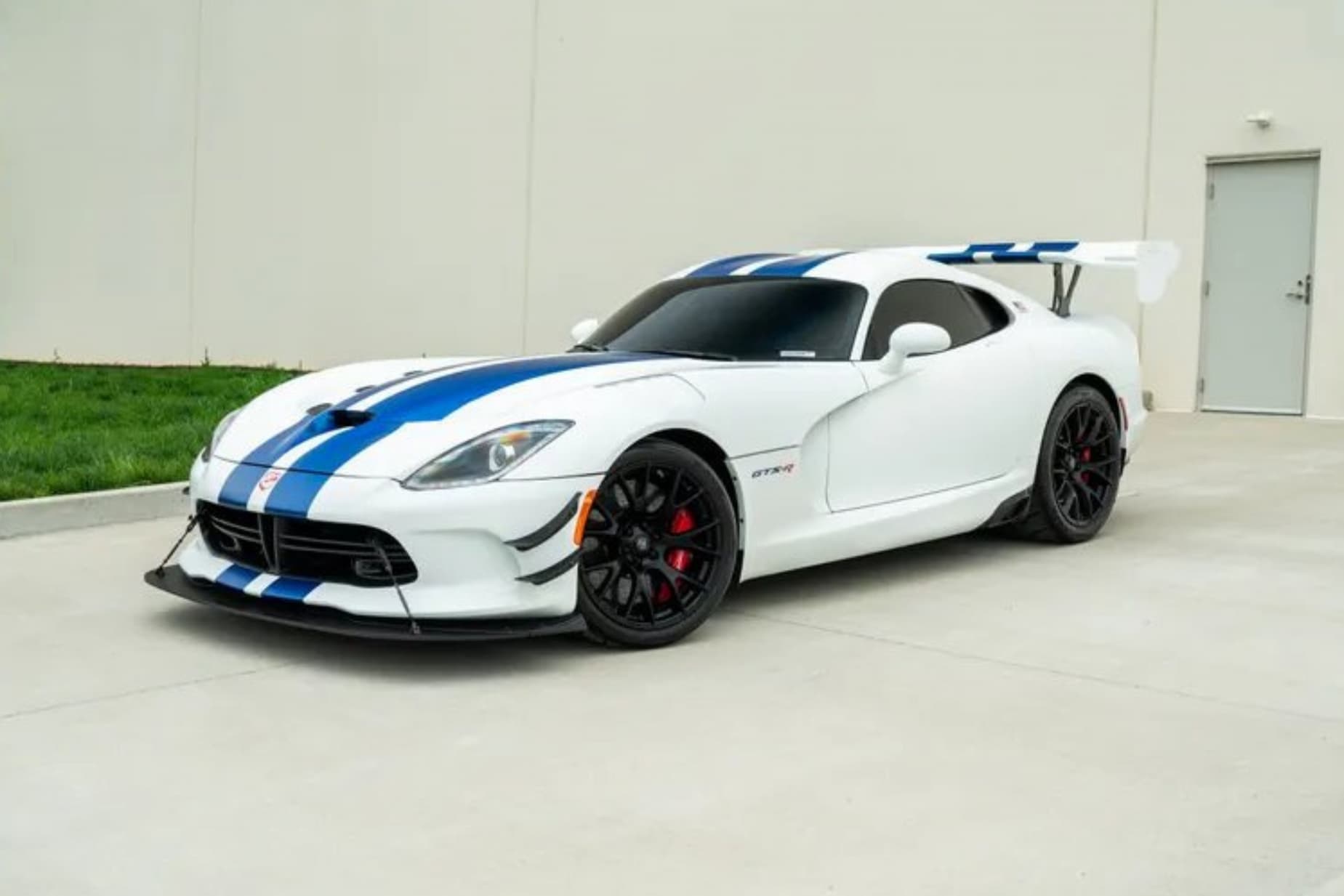 The REGISTRY Report: Porsche Continues to Lead as Hypercars, Vipers, and Modern Exotics Drive Strong Summer Activity