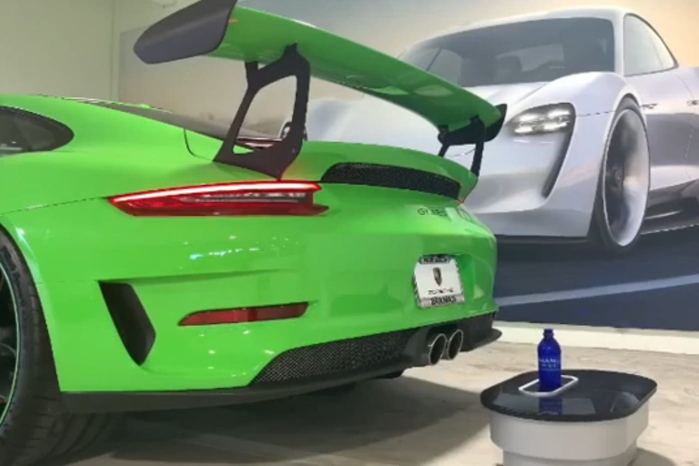 911gt3rs-bottlecap