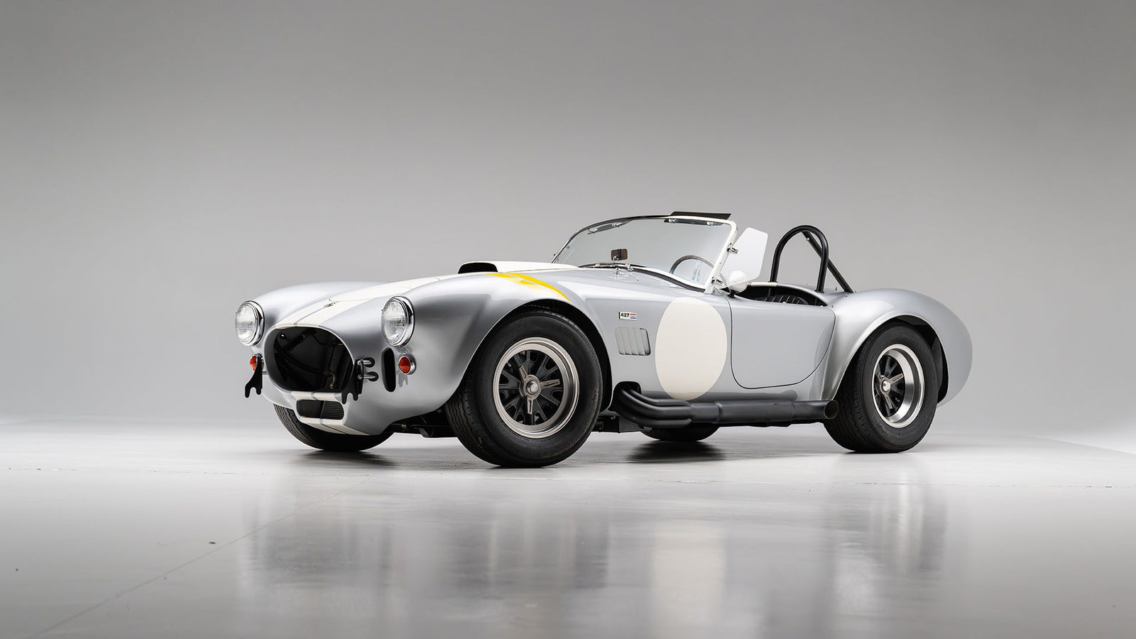 AM24 r144 1966 Shelby Cobra 427 SC 001