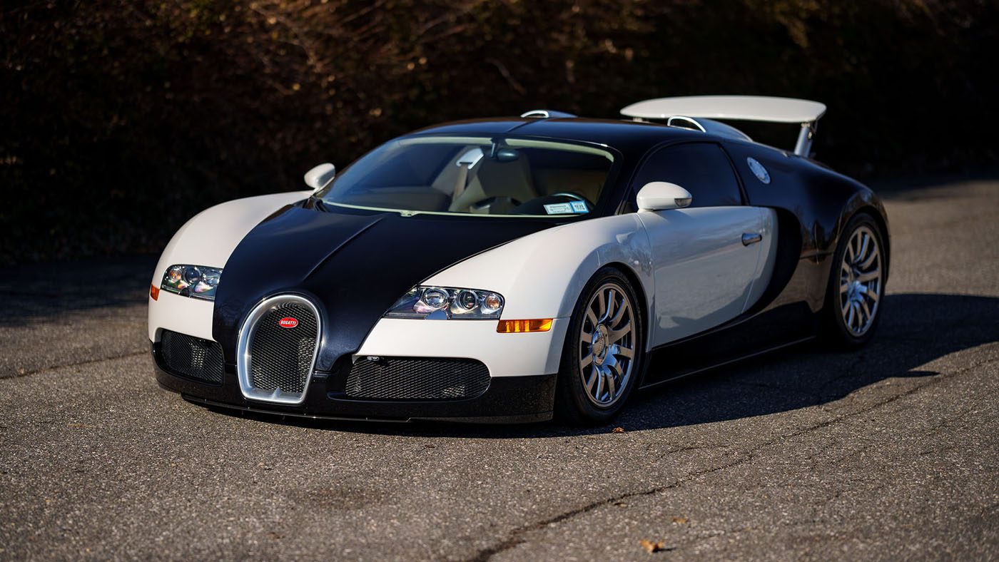 AM25_r175 2008 Bugatti Veyron 16.4_008
